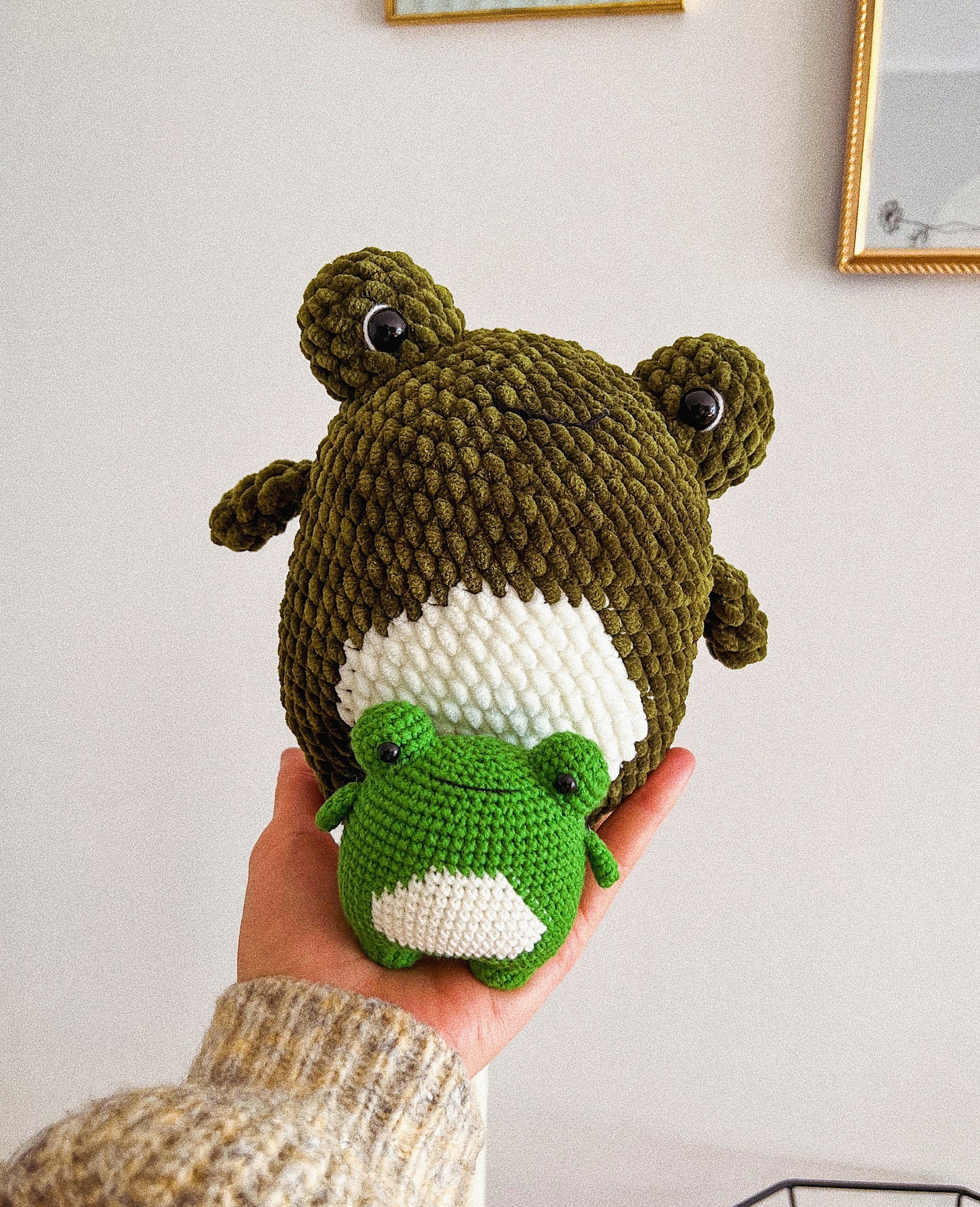 PDF Little Frog Amigurumi Pattern