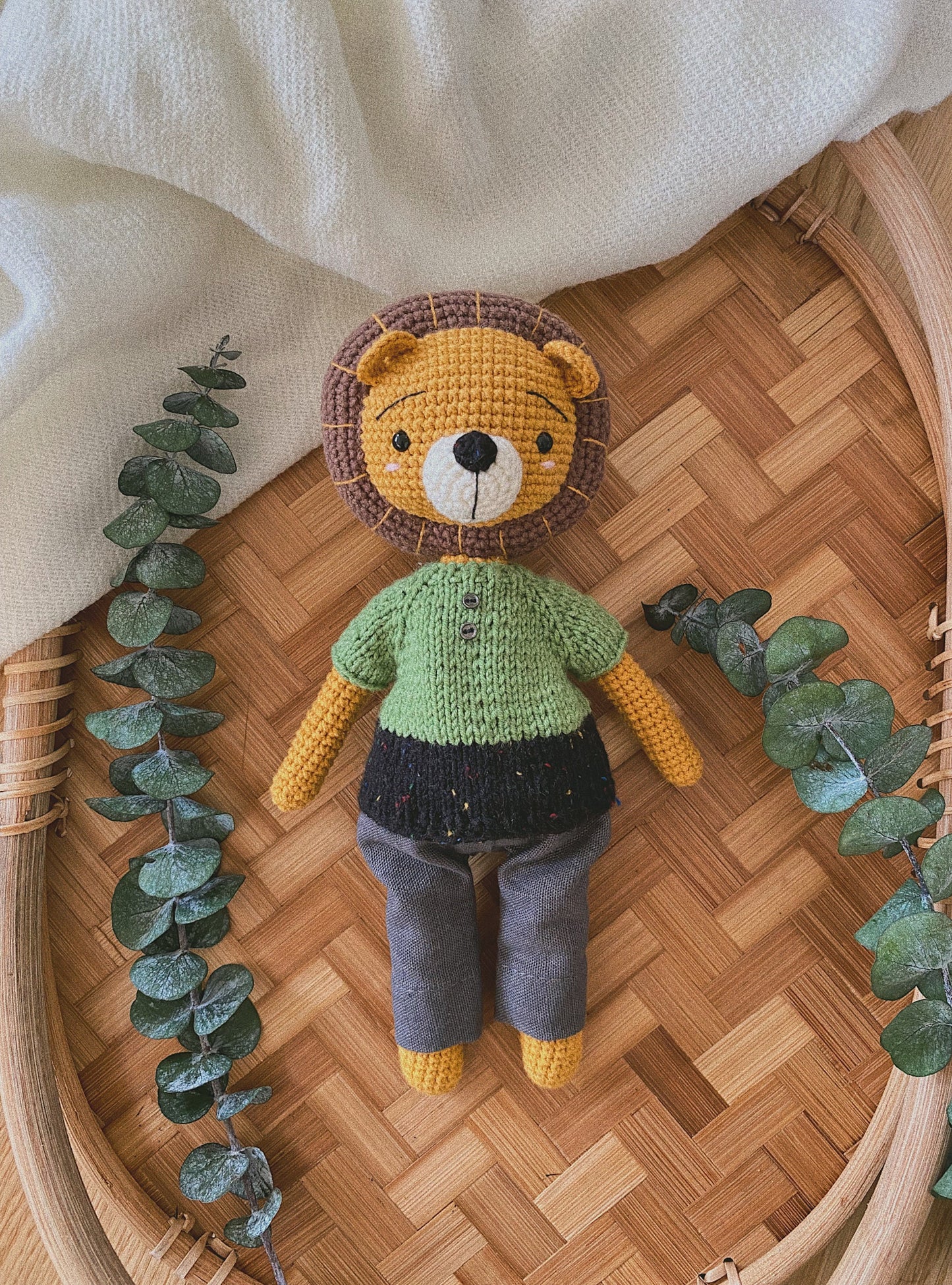 PDF Lion Leonard Amigurumi Pattern