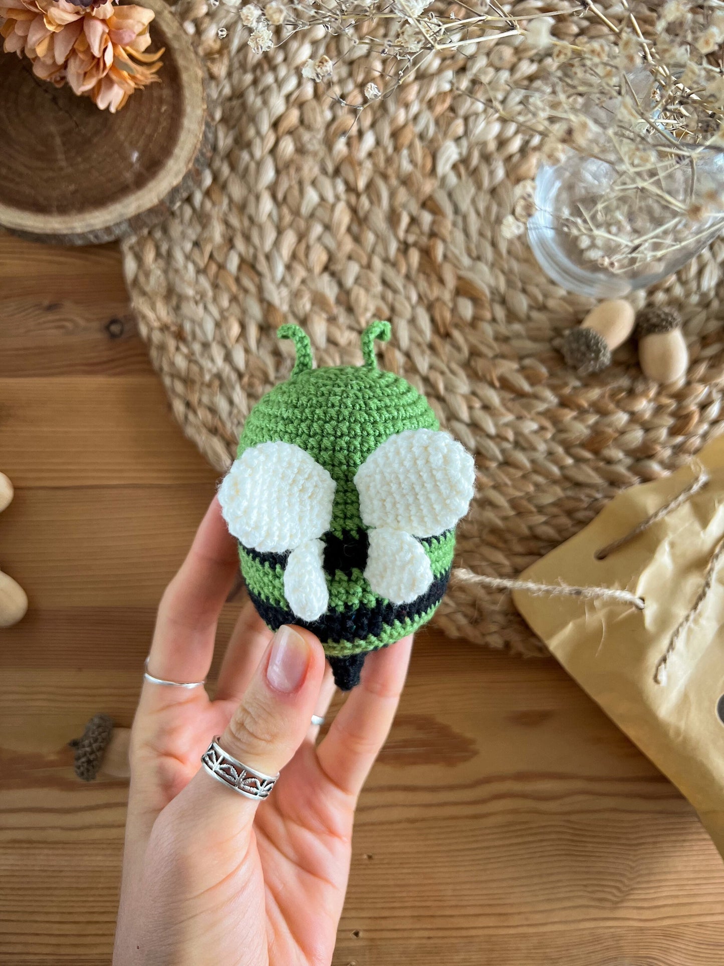 PDF Zom-bee Amigurumi Pattern