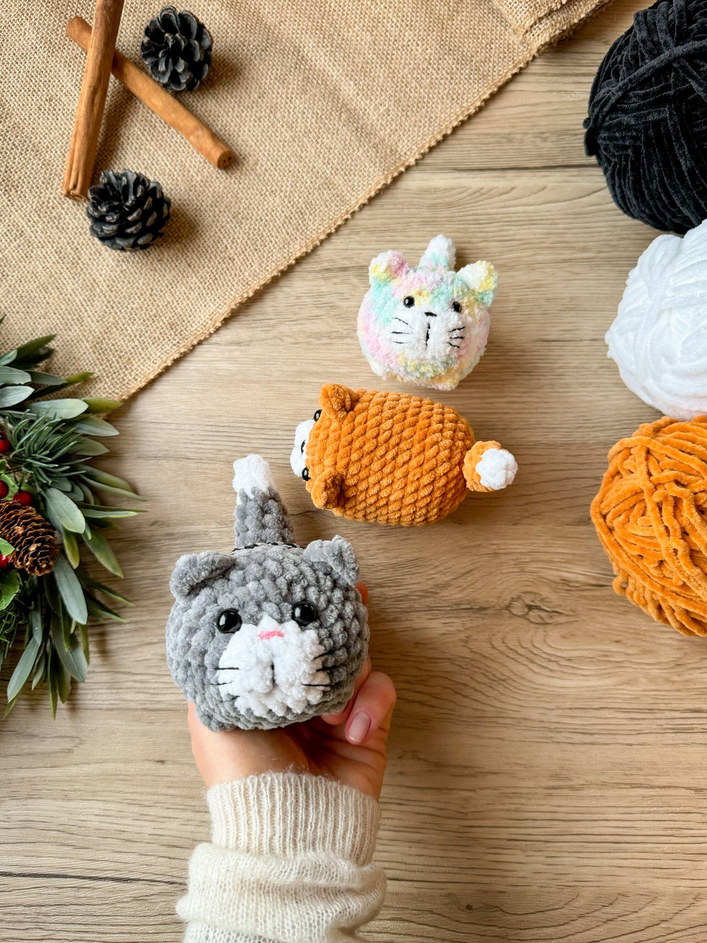 Mini Chubby Cat Loaf Crochet Amigurumi Pattern – PDF Toy Tutorial