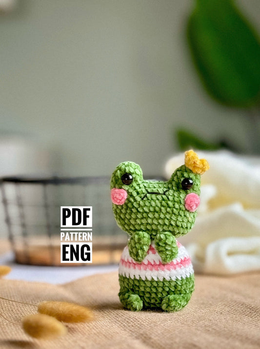 Frog in love Amigurumi PDF Pattern, Princess frog